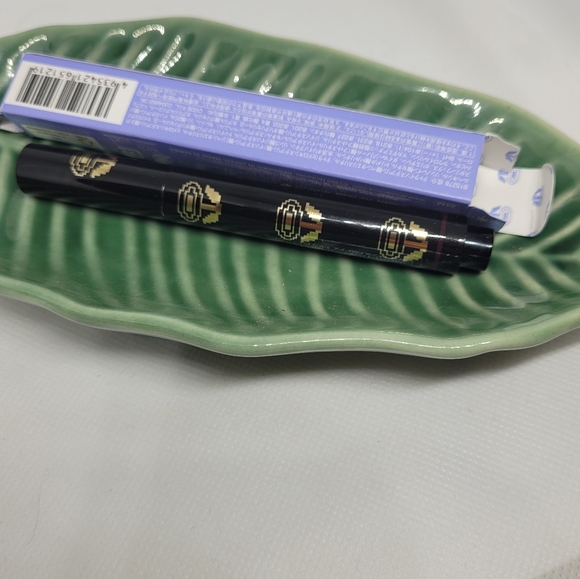 Shu Uemura x Super Mario Bros Rouge Unlimited Tint in Balm Underground Adventure - Picture 2 of 2